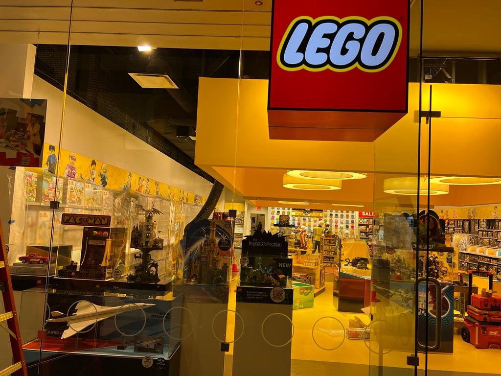 LEGO Store — storefront after-hours HVAC service